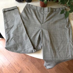 Checkered grey pants